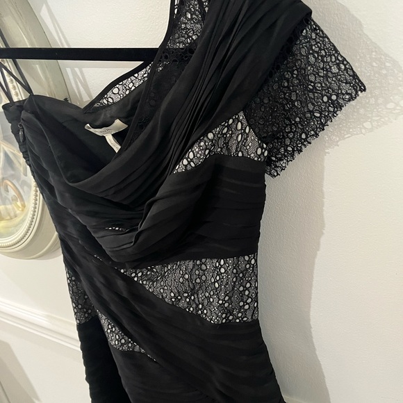 BCBG Maxazria Dress - Picture 2 of 3